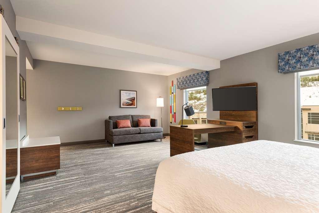 Hampton Inn & Suites Kelowna, British Columbia, Canada Værelse billede